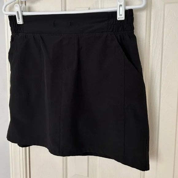 🔥Lot of 2🔥Athletic, Golf, Walking, Travel Slip-on Skorts with Inner Shorts - Picture 10 of 12